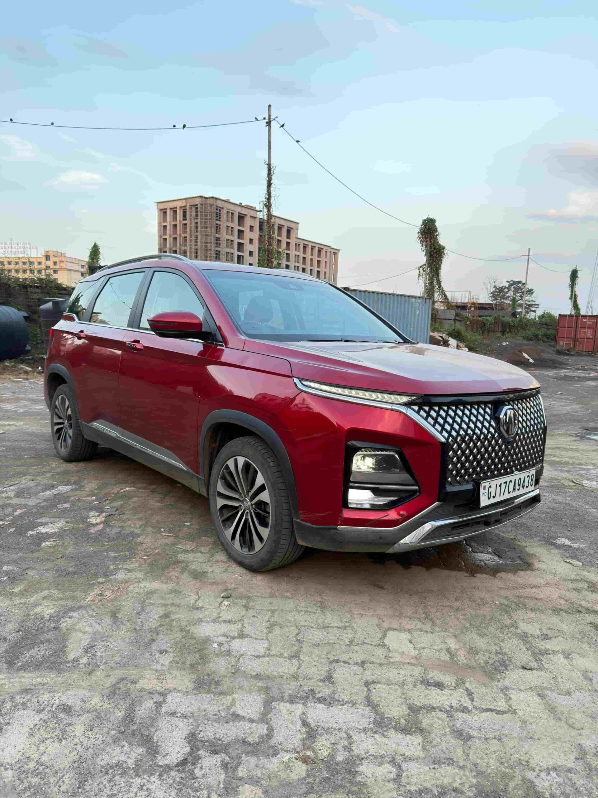 MG Hector Savvy Pro CVT – स्मार्ट फीचर्ससह लक्झरी SUV!