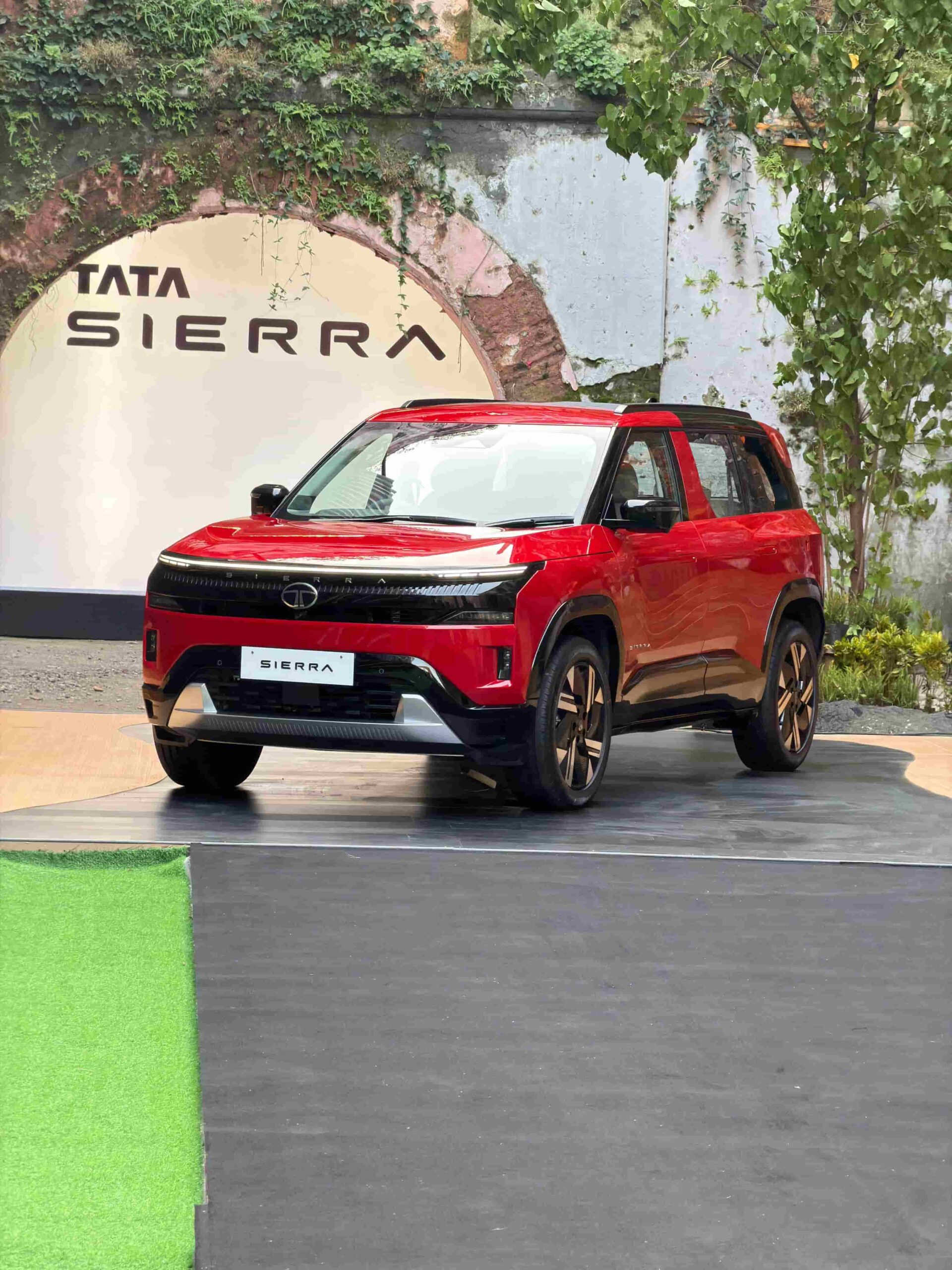 टाटा सिएरा (Tata Sierra): एका आयकॉनचे दमदार पुनरागमन!