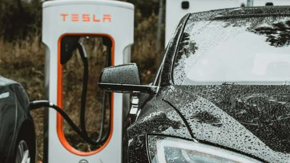 10 Monsoon EV Car Care Tips