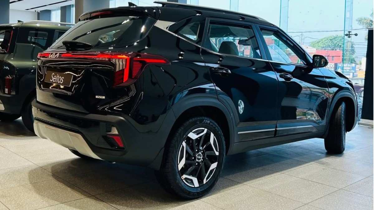 १ जुलैपासून किआ कार महागणार! 'Kia India price hike from 1 July 2026' मुळे तुमच्या आवडत्या मॉडेलची किंमत किती वाढली? त्वरित पहा!