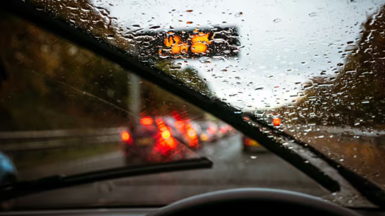 How to Improve Windshield Visibility During Heavy Rain