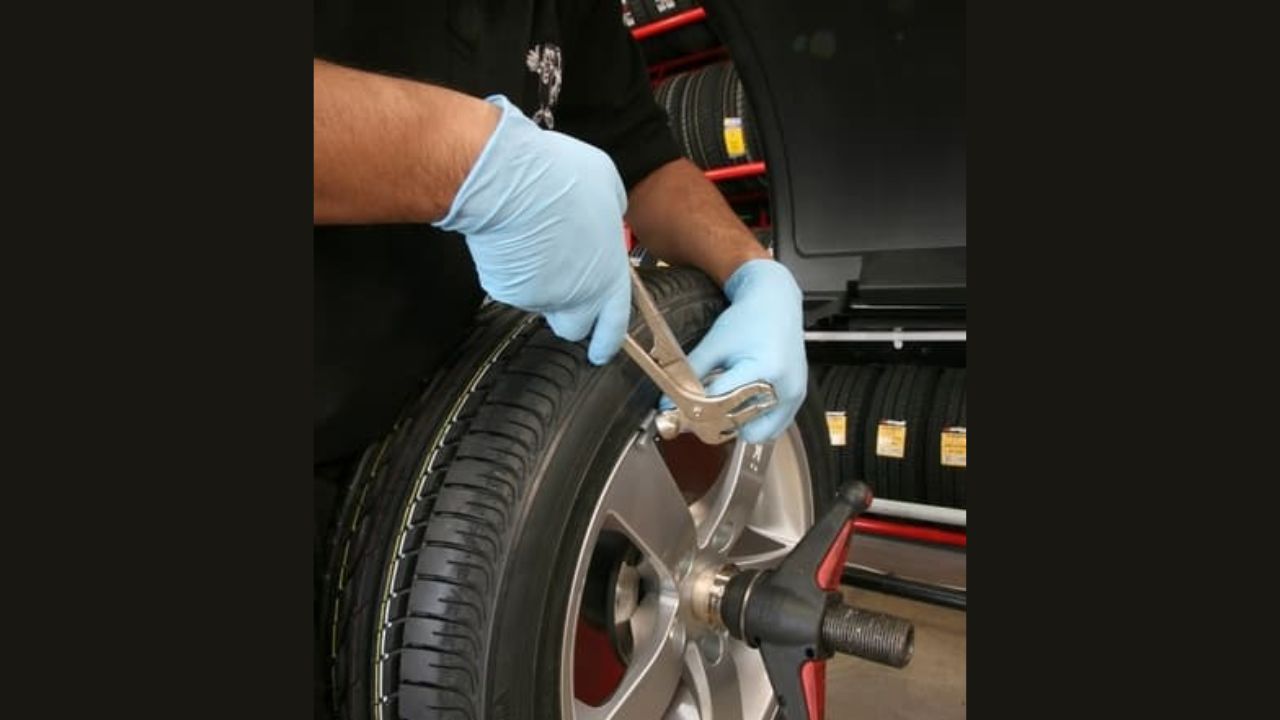 Wheel Alignment vs Wheel Balancing